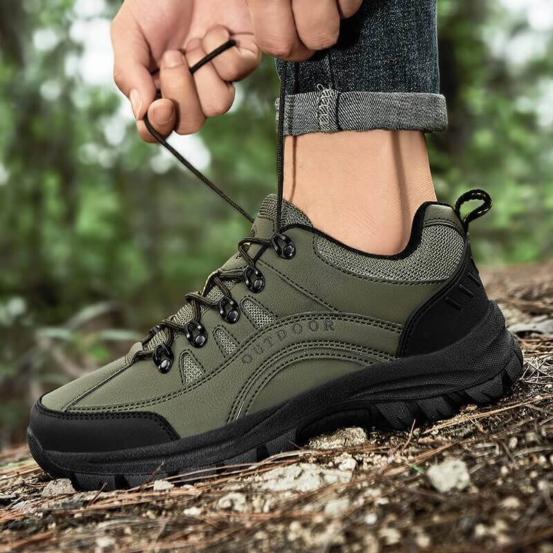 Green Men's Rugged Outdoor Walking Shoes — Sutton Lace-Up Cushioned Trail-Ready