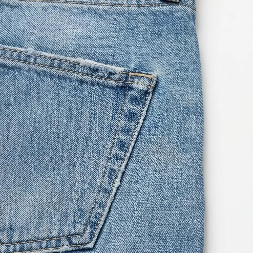 Light Blue Women's High-Waisted Cropped Barrel Leg Jeans — Lyra Light-Wash Curved-Seam - Frayed Pocket Detail