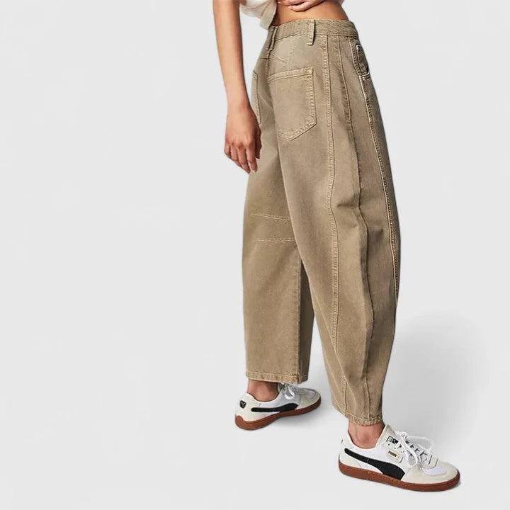 Beige Women's High-Waist Barrel Leg Jeans — Sofia Denim Curved Wide-Leg - Side Walking Khaki