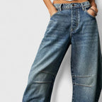 Blue Women's High-Waist Barrel Leg Jeans — Sofia Denim Curved Wide-Leg - Front Closeup