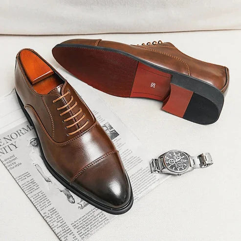 Brown Men's Oxford Shoes — Grayson Lace-Up Cap Toe Genuine Leather - Flat Lay Sole