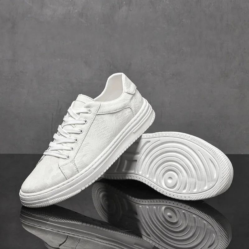 White Men's Lace-Up Camo-Textured Sneakers — Zora Cushioned Low-Top Casual - Sole Display