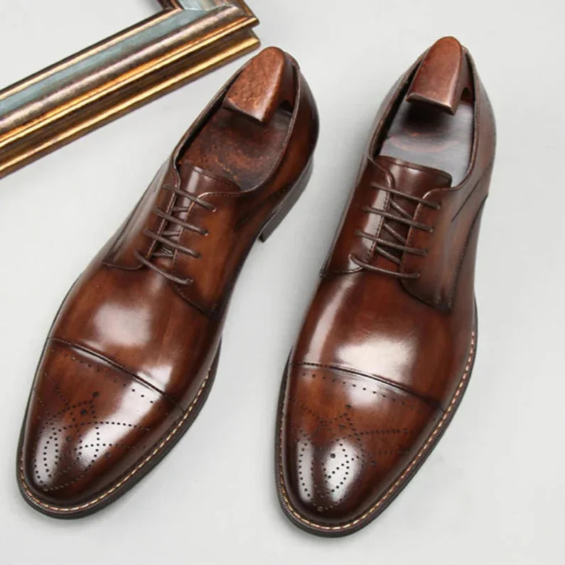 Brown Men's Classic Oxford Shoes — Noah Lace-Up Cap-Toe Brogue - Front Pair Flatlay