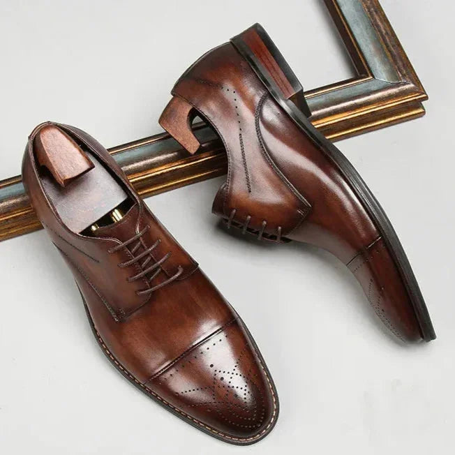 Brown Men's Classic Oxford Shoes — Noah Lace-Up Cap-Toe Brogue - Side Sole View