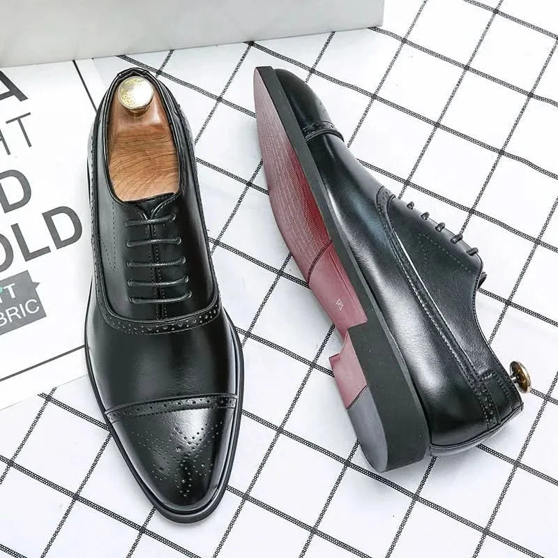 Black Men's Formal Leather Oxford Shoes — Arthur Lace-Up Cap Toe Brogue - Flat Lay Sole