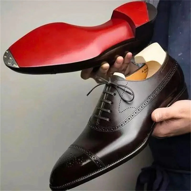 Brown Men's Formal Leather Oxford Shoes — Arthur Lace-Up Cap Toe Brogue - Sole Detail